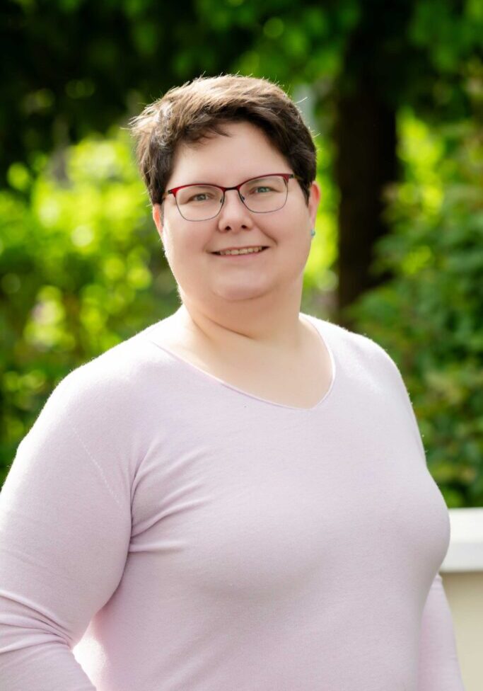 2025-05-28 Burkart Nina Portrait_klein